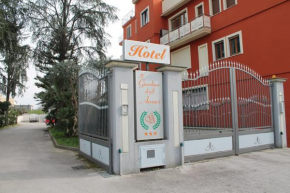Отель Il Giardino degli Aranci  Нола